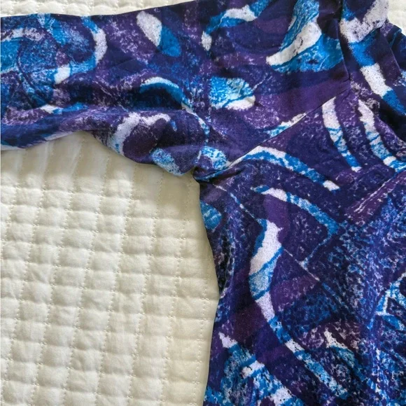 TAV Pacific Purple blue mix Polynesian dress size 16 - Picture 3 of 4